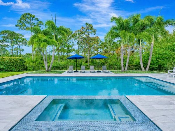 8150 SE Grassy Hollow Trail, Jupiter, FL 33458