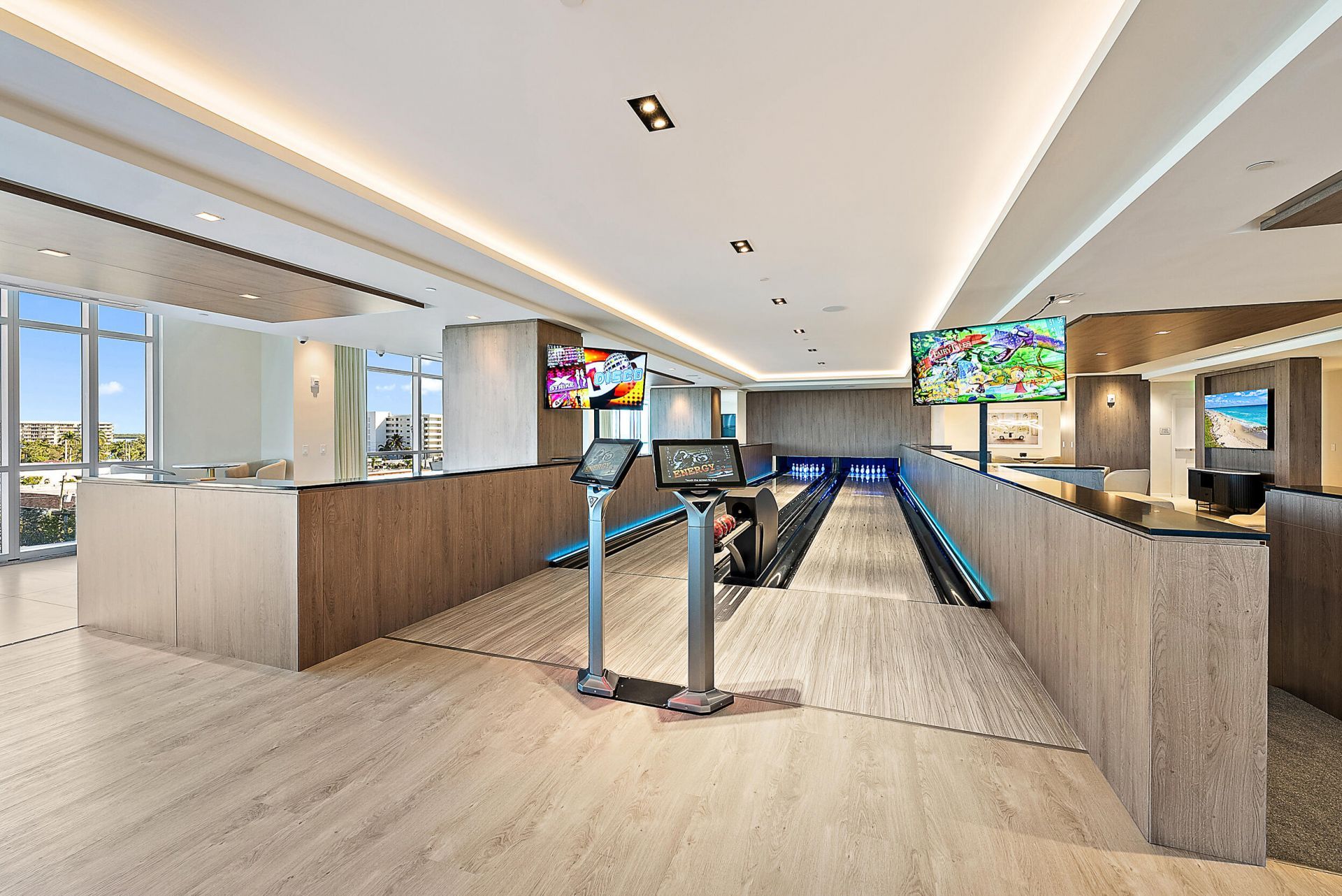 220 Lake Shore Drive, Unit N-1521, Lake Park, FL 33403 Photo