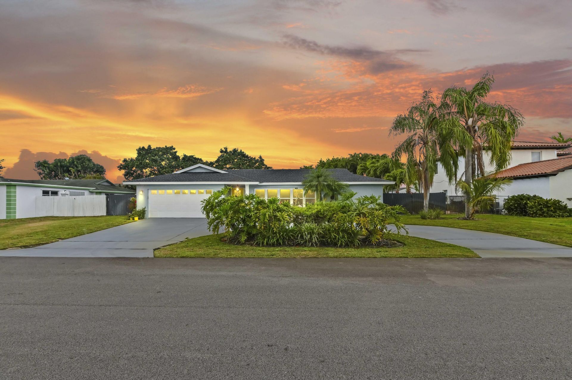 6427 Travis Road, Lake Clarke Shores, FL 33406 Photo