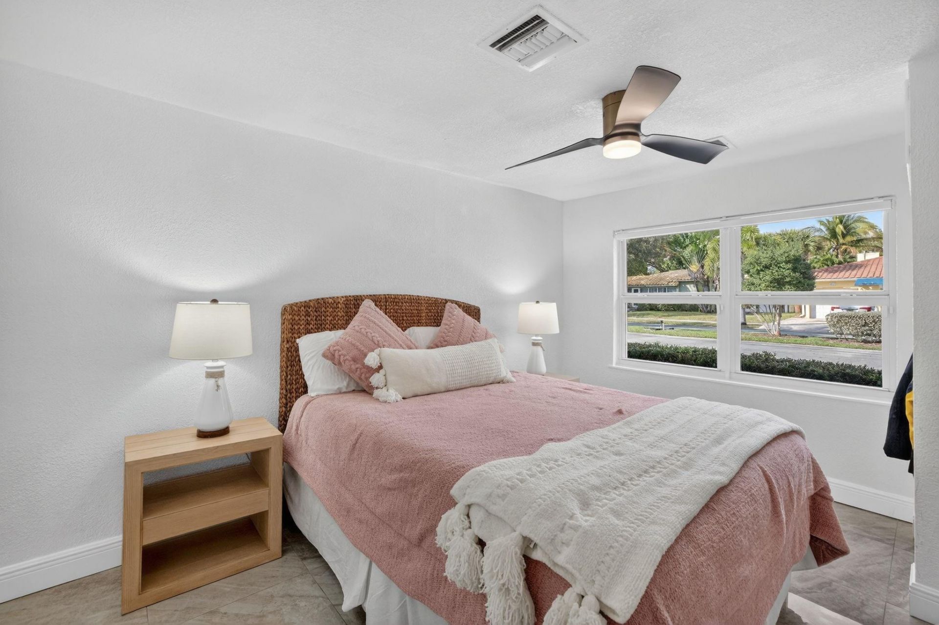 412 SW 11th Ct, Fort Lauderdale, FL 33315 Photo