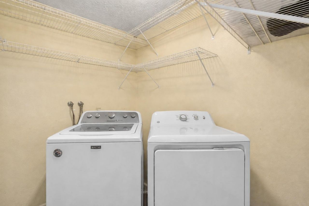 408 N J St, Lake Worth Beach, FL 33460 Photo