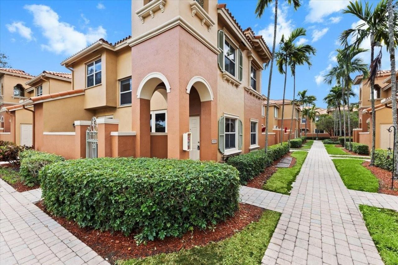 4903 Schooner Drive, Unit 5206, Fort Lauderdale, FL 33312 Photo