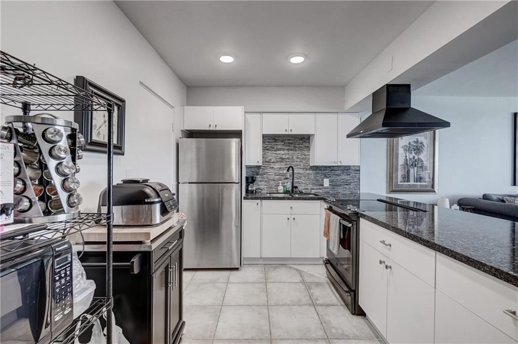 3111 N Ocean Drive, Unit 1205, Hollywood, FL 33019 Photo