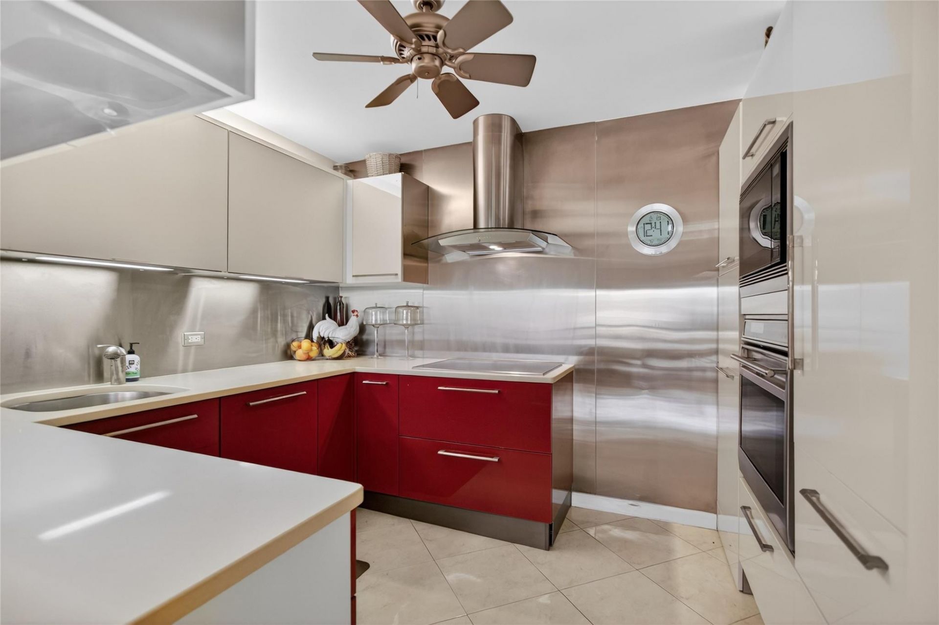 9001 Jacaranda Lane, Unit 201, Plantation, FL 33324 Photo