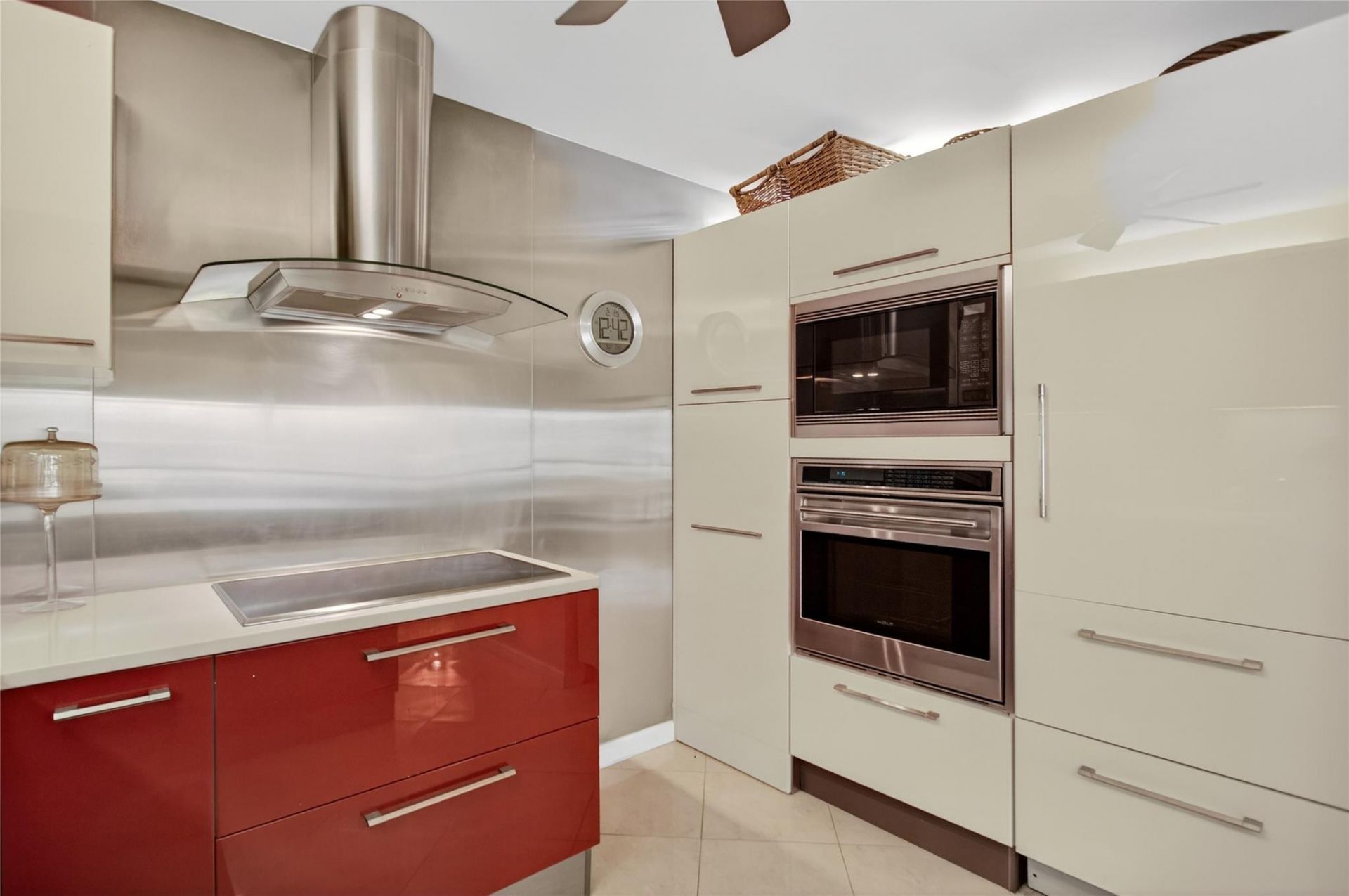 9001 Jacaranda Lane, Unit 201, Plantation, FL 33324 Photo