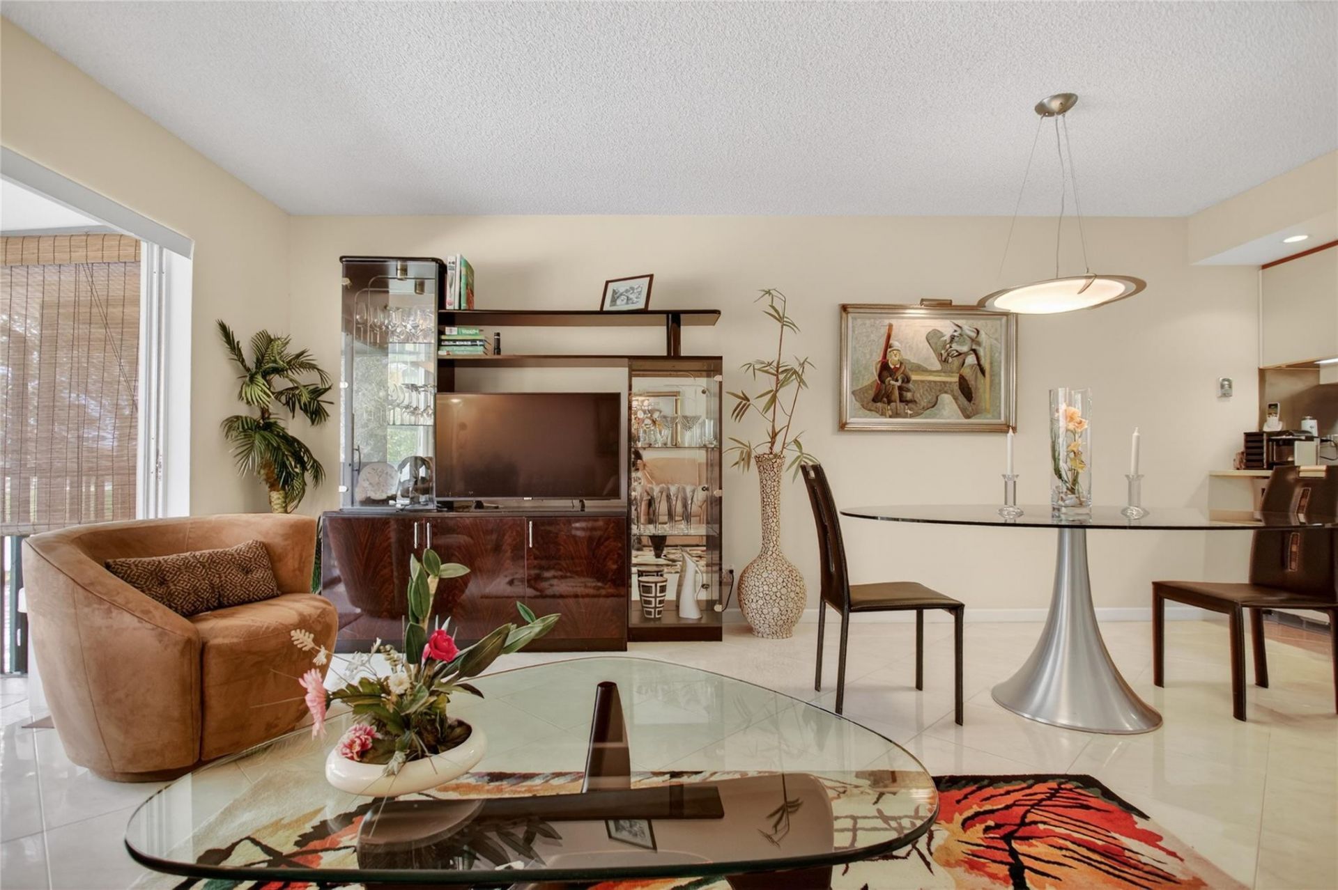 9001 Jacaranda Lane, Unit 201, Plantation, FL 33324 Photo