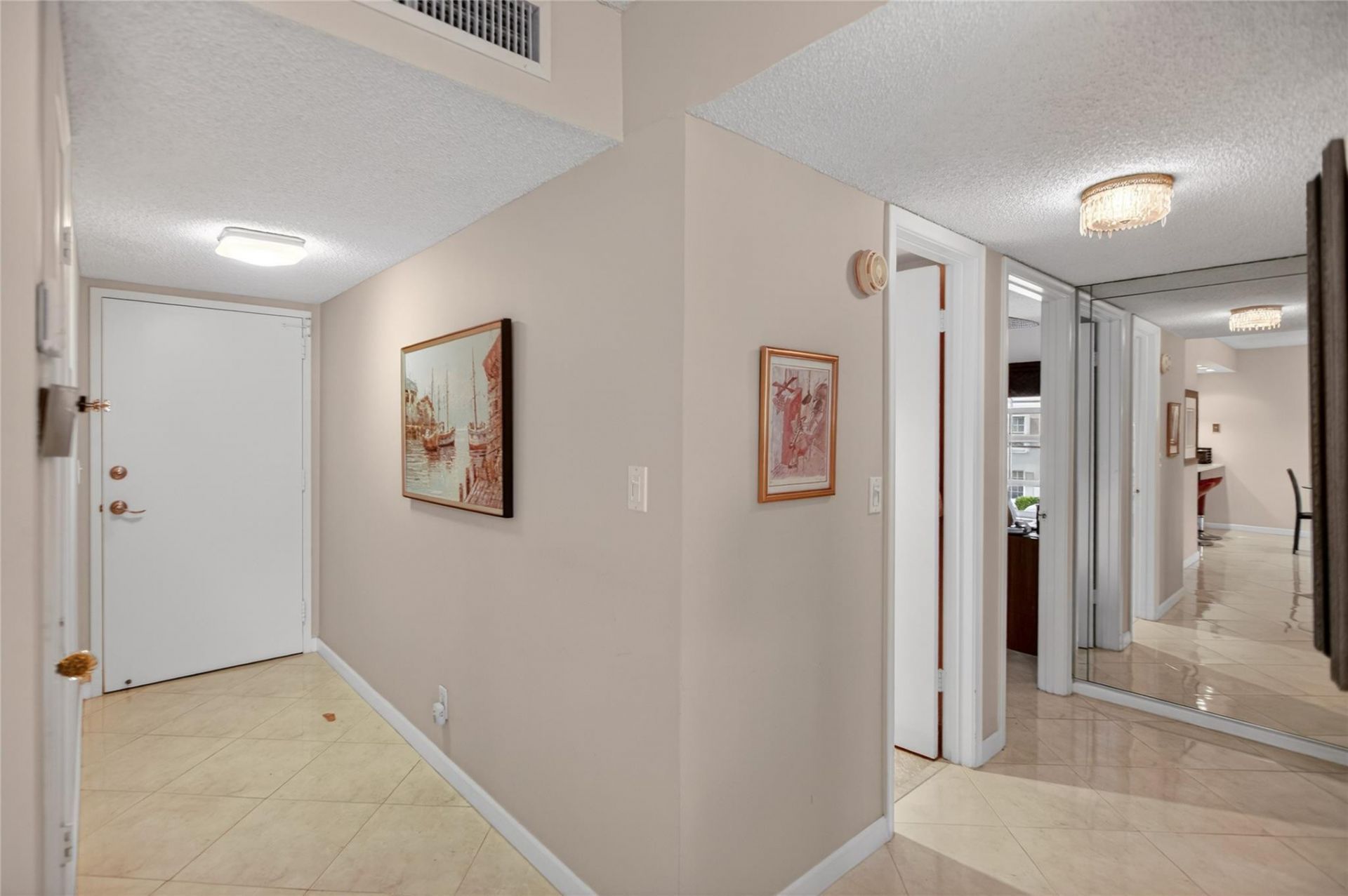 9001 Jacaranda Lane, Unit 201, Plantation, FL 33324 Photo