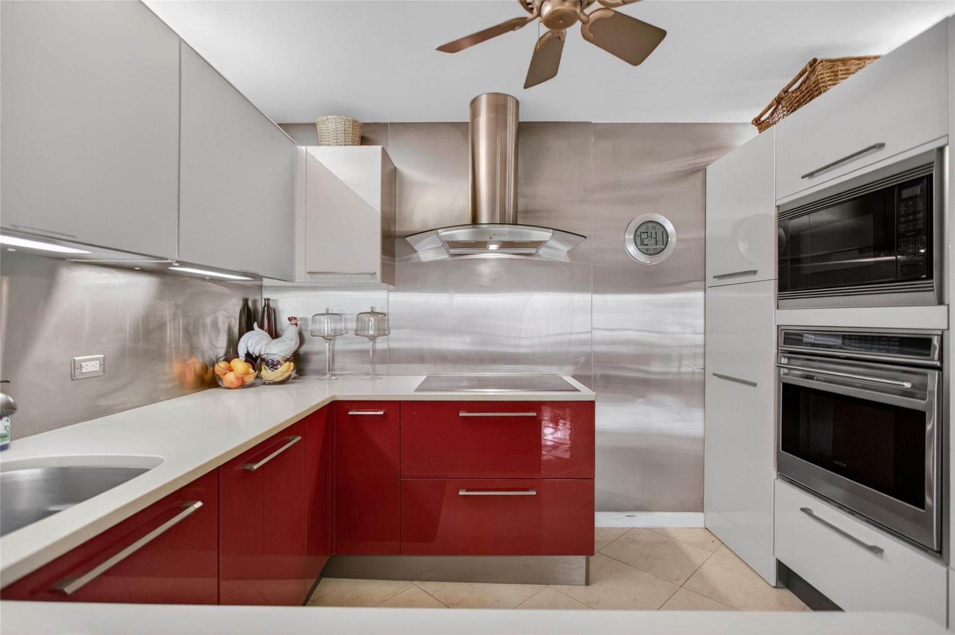 9001 Jacaranda Lane, Unit 201, Plantation, FL 33324 Photo