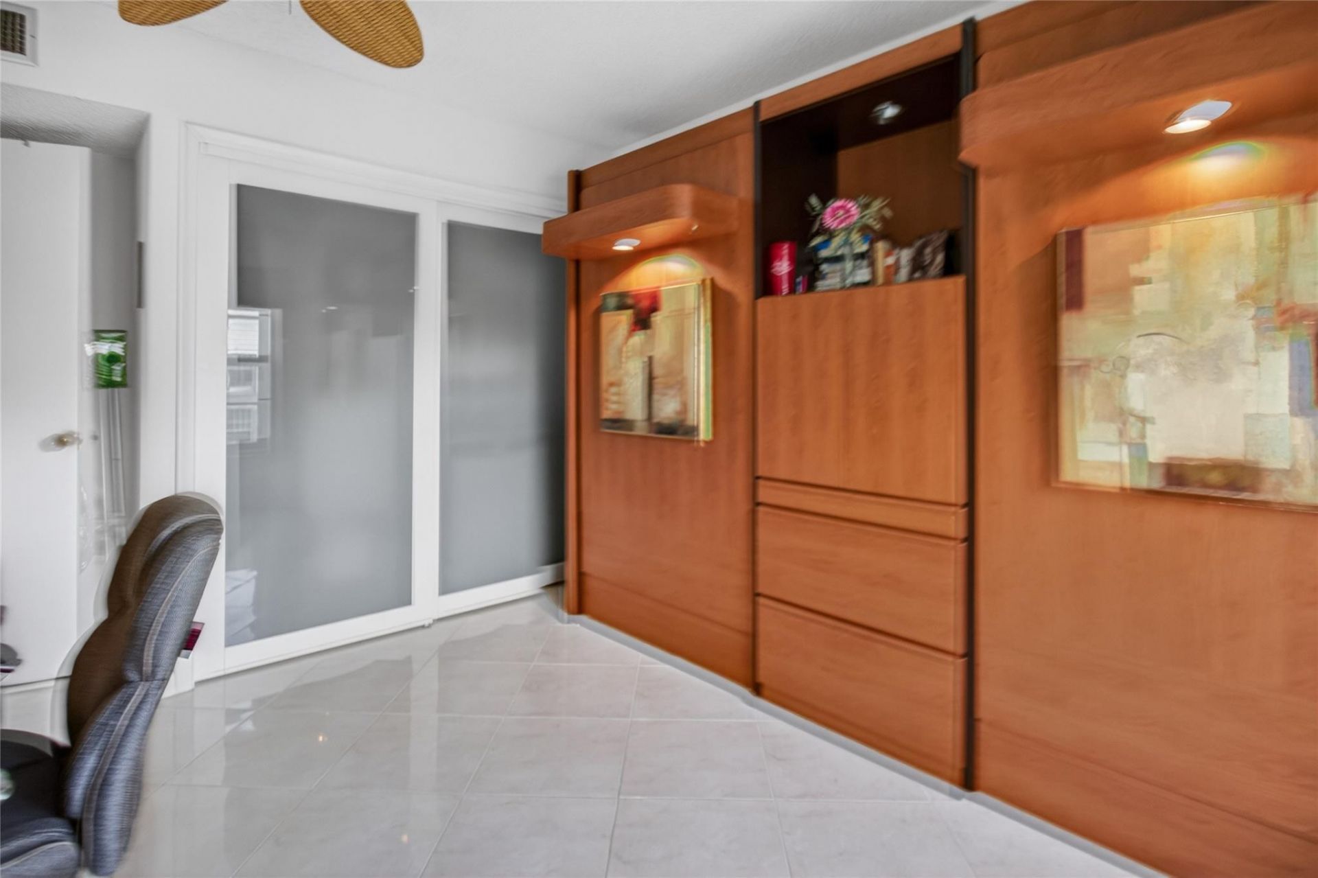 9001 Jacaranda Lane, Unit 201, Plantation, FL 33324 Photo