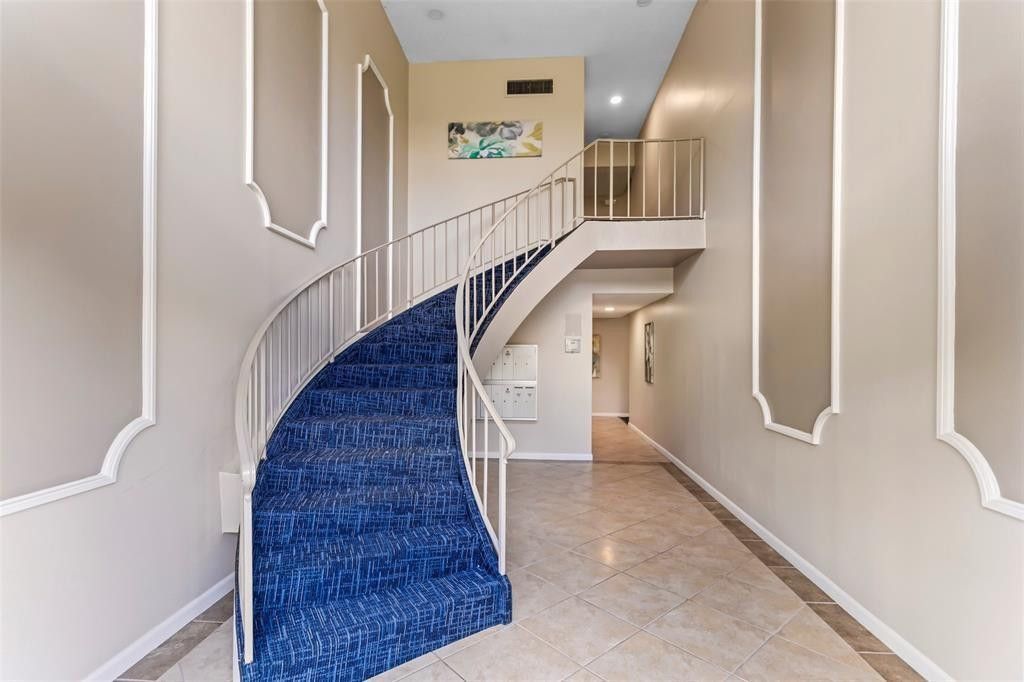 9001 Jacaranda Lane, Unit 201, Plantation, FL 33324 Photo