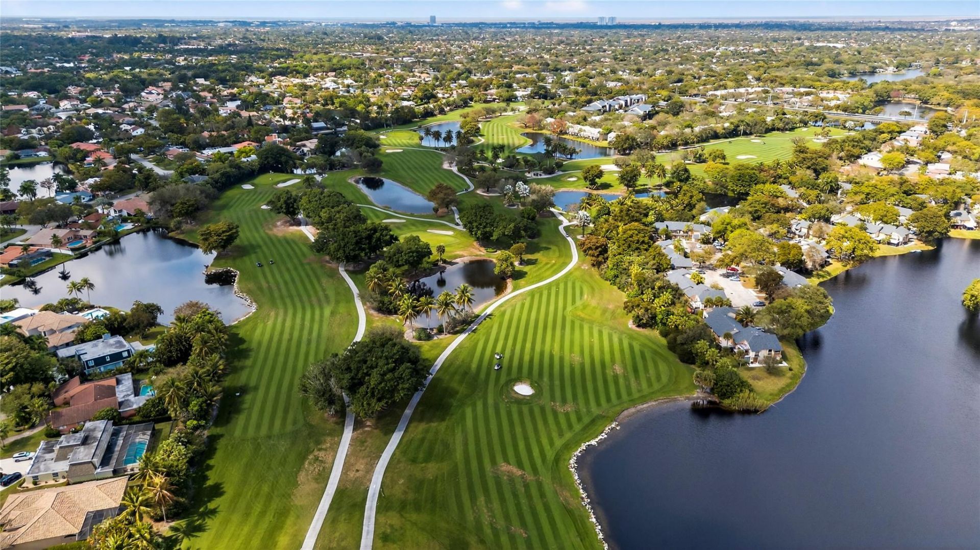 9001 Jacaranda Lane, Unit 201, Plantation, FL 33324 Photo