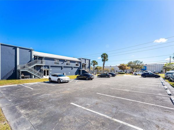 325 SW 26th St, Fort Lauderdale, FL 33315