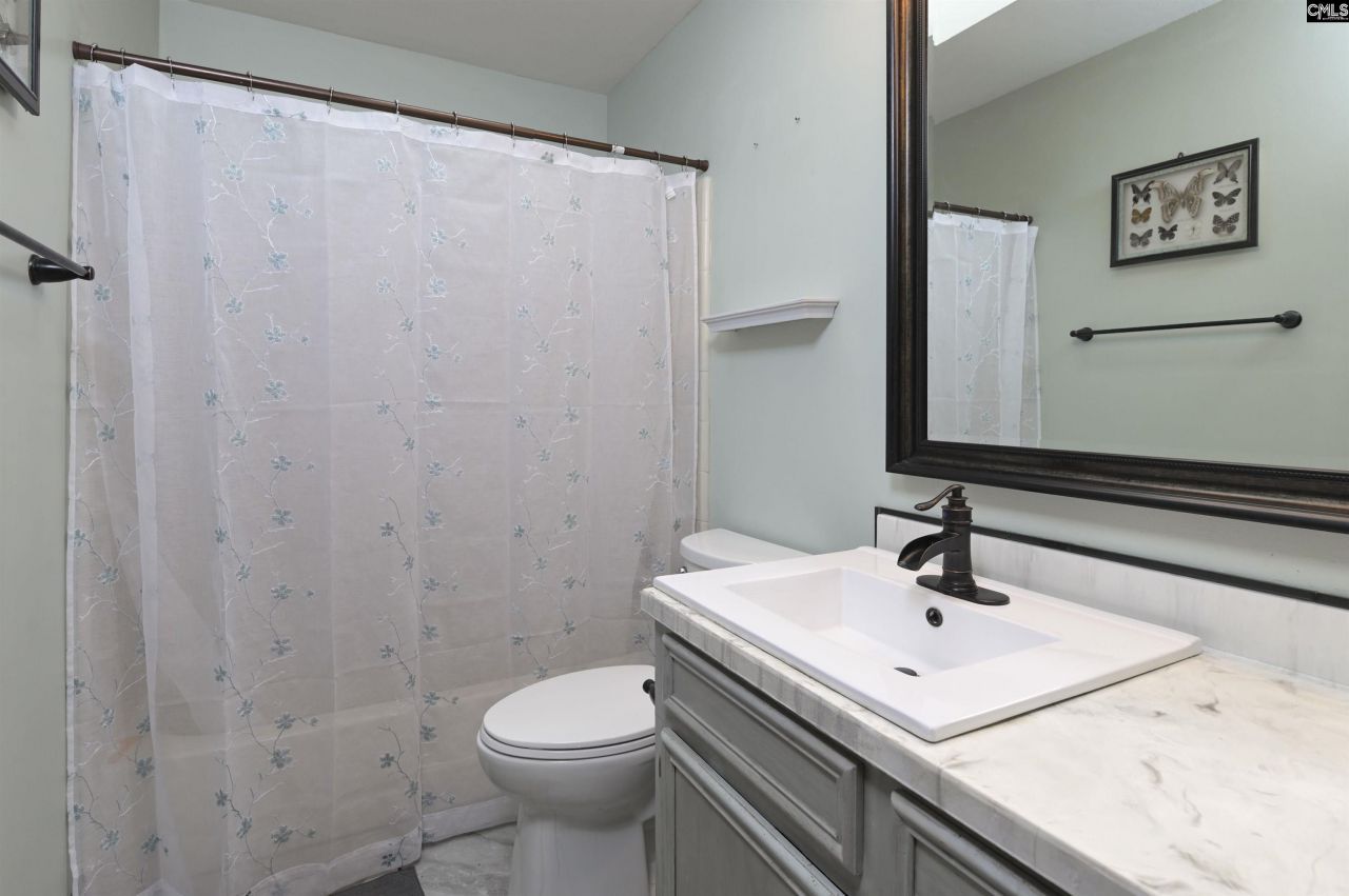 416 Pin Oak Drive Photo 32