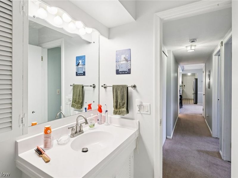 80 Devon Lane, Unit 101A, Akron, OH 44313 Photo 18