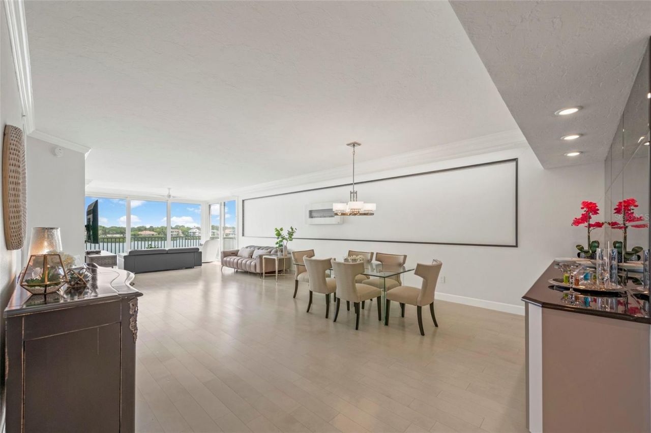 1280 Dolphin Bay Way, Unit 402, Sarasota, FL 34242 Photo