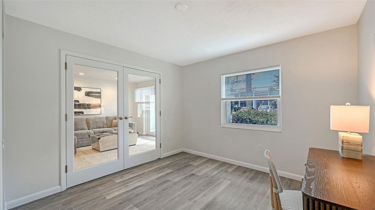 3229 Beneva Road, Unit 101, Sarasota, FL 34232 Photo