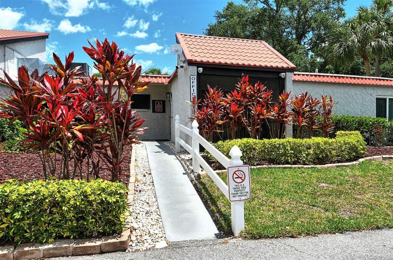 3229 Beneva Road, Unit 101, Sarasota, FL 34232 Photo