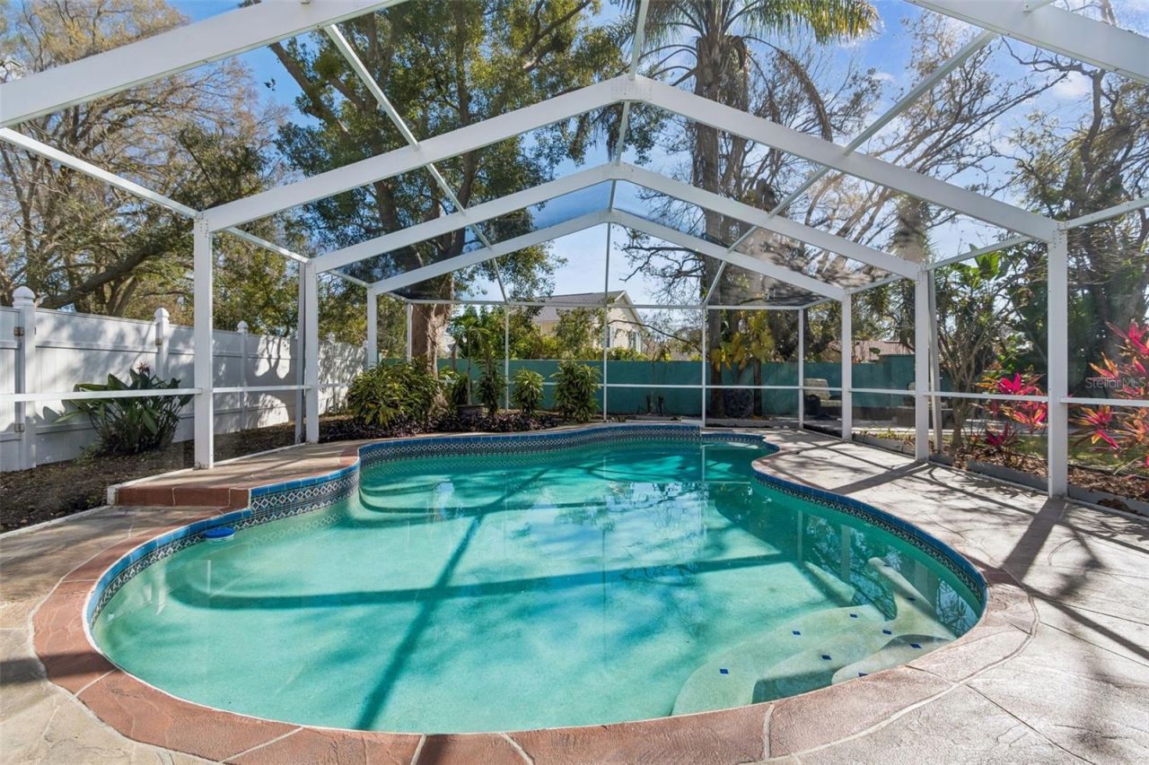 4616 Westford Circle, Tampa, FL 33618 Photo