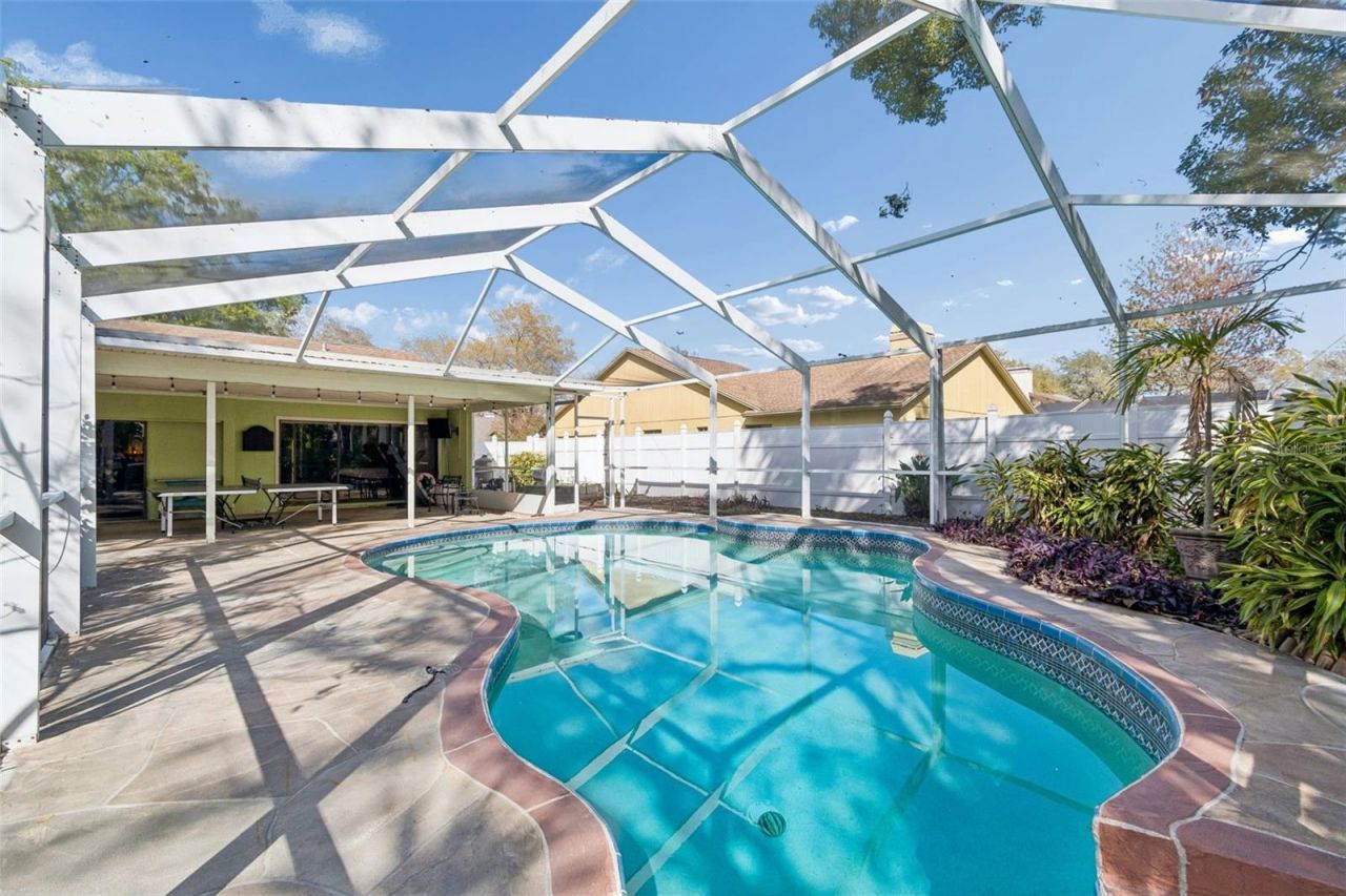 4616 Westford Circle, Tampa, FL 33618 Photo