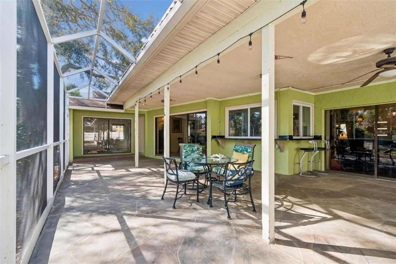 4616 Westford Circle, Tampa, FL 33618 Photo