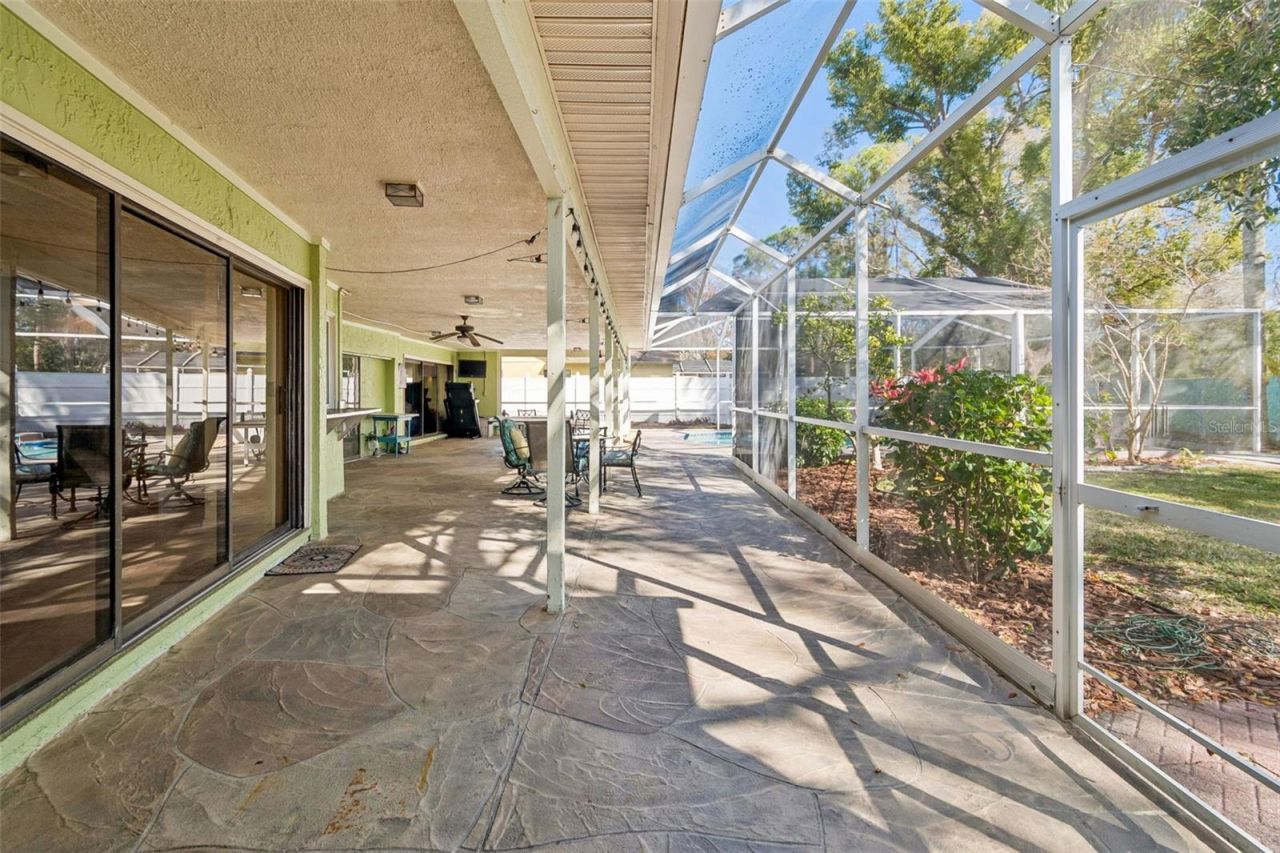 4616 Westford Circle, Tampa, FL 33618 Photo