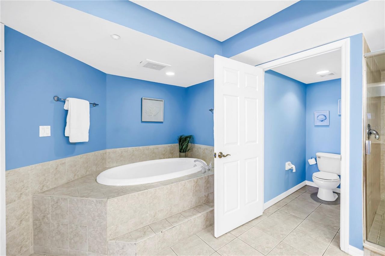 16326 Gulf Boulevard, Unit 308, Redington Beach, FL 33708 Photo