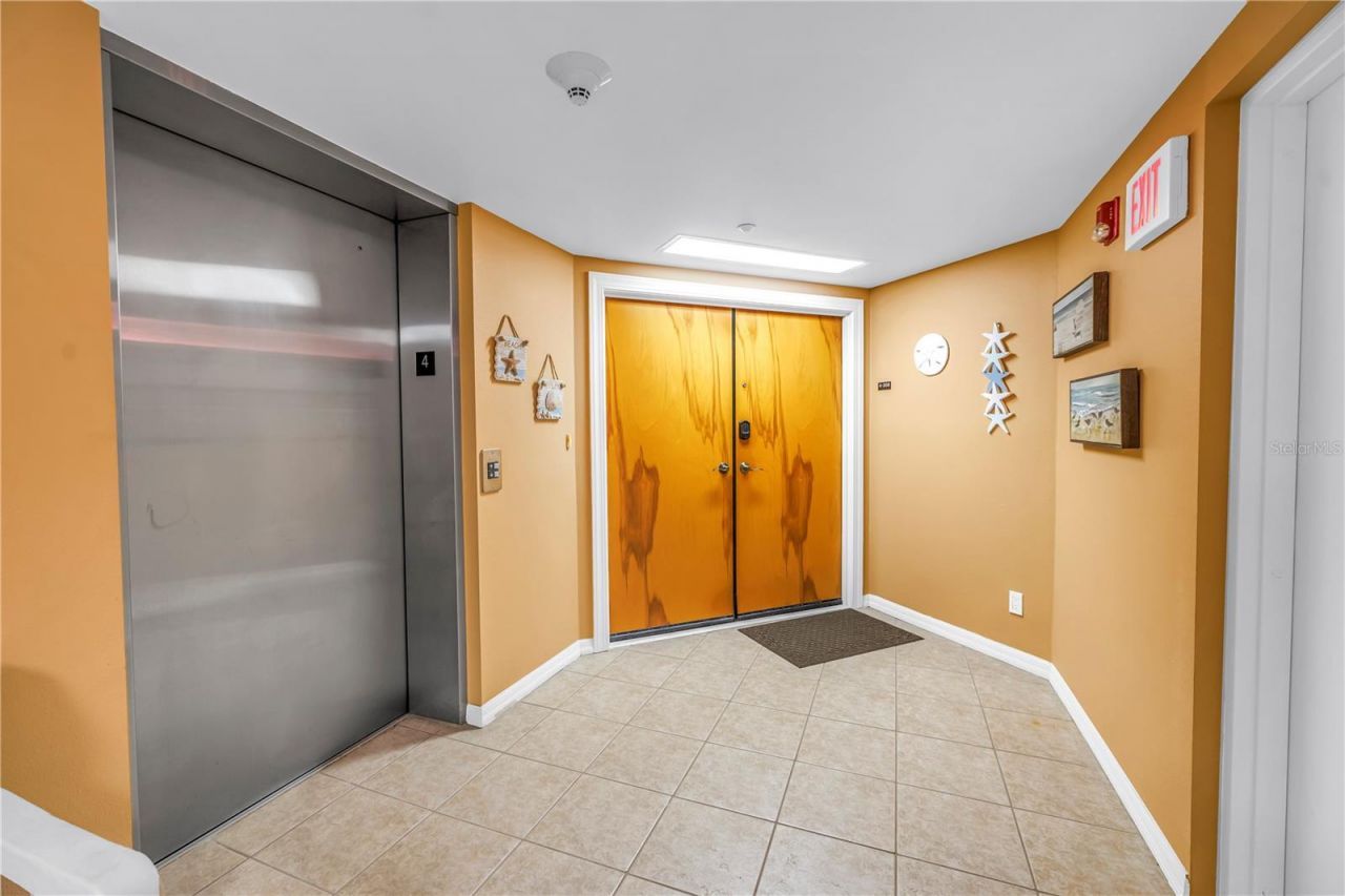 16326 Gulf Boulevard, Unit 308, Redington Beach, FL 33708 Photo