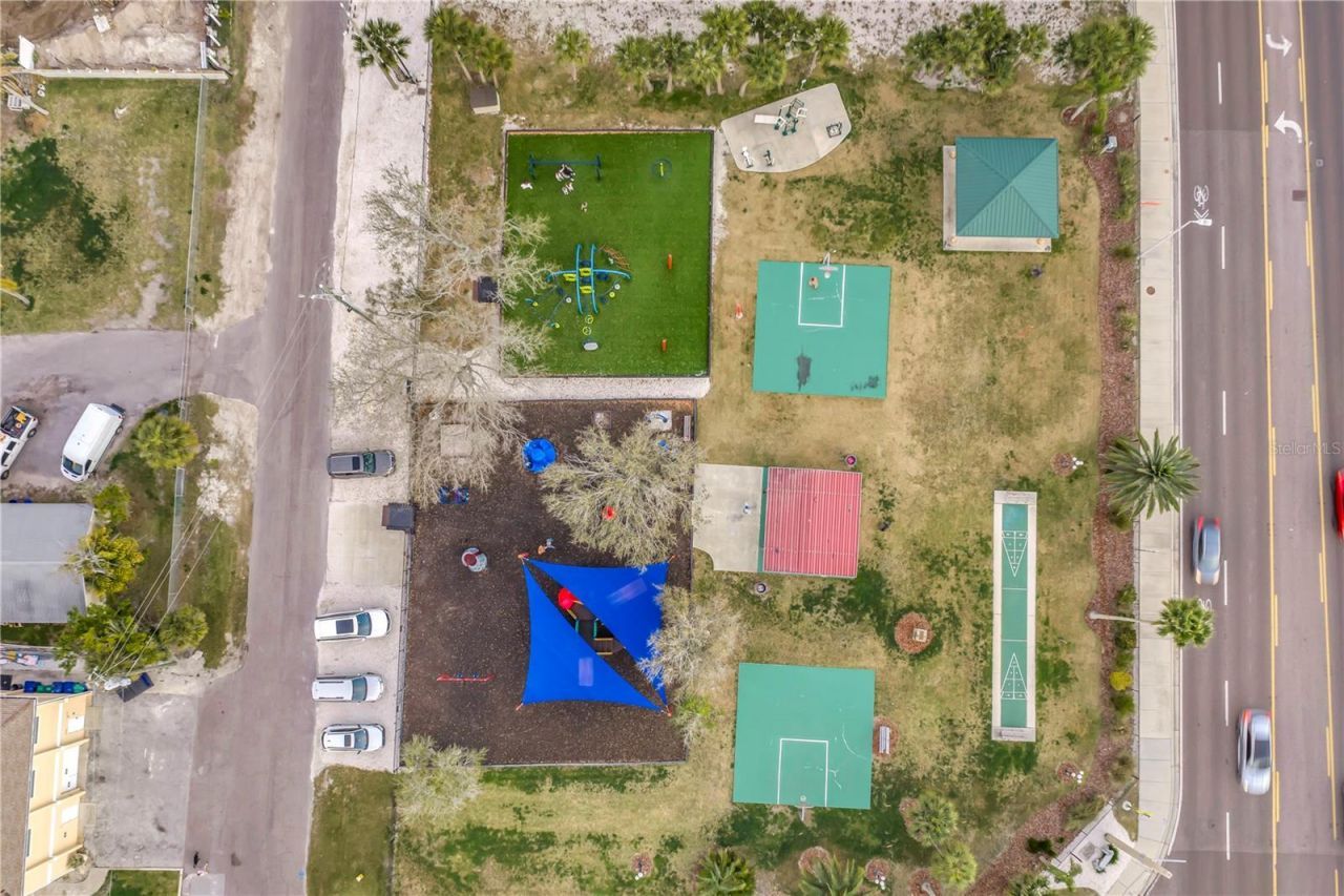 16326 Gulf Boulevard, Unit 308, Redington Beach, FL 33708 Photo