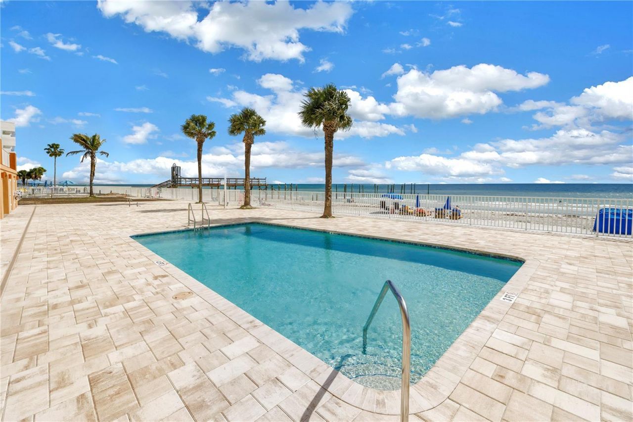 16326 Gulf Boulevard, Unit 308, Redington Beach, FL 33708 Photo