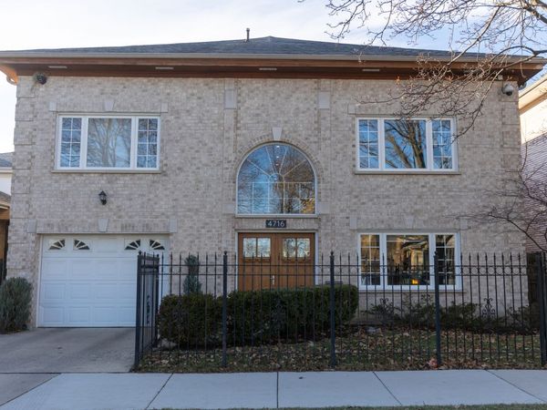 4716 N Kilbourn Avenue, Chicago, IL 60630