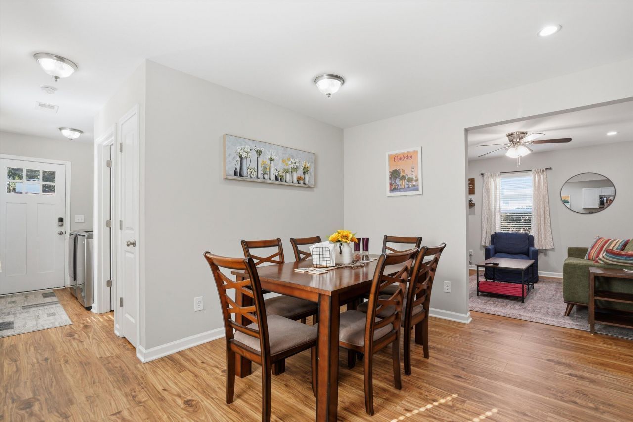 1438 Agatha Street Photo 12