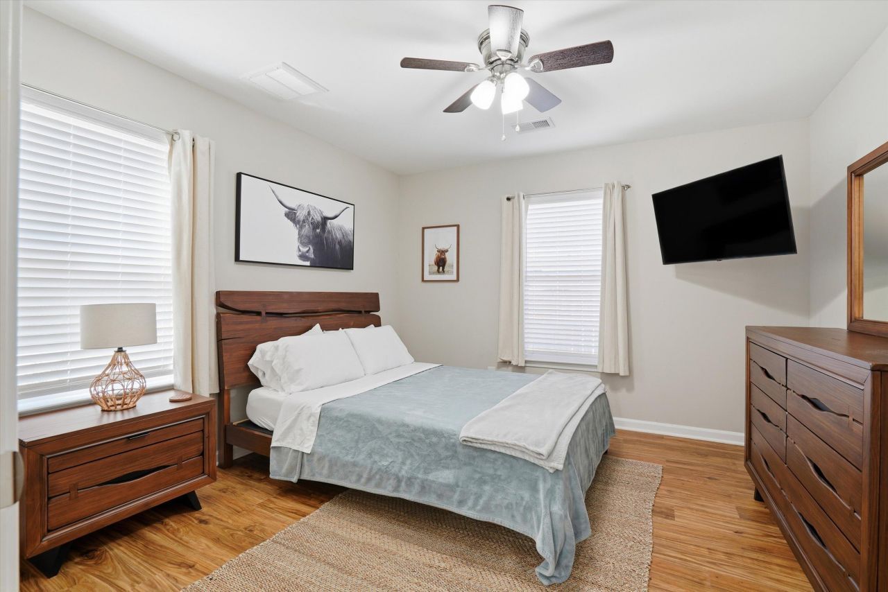 1438 Agatha Street Photo 14