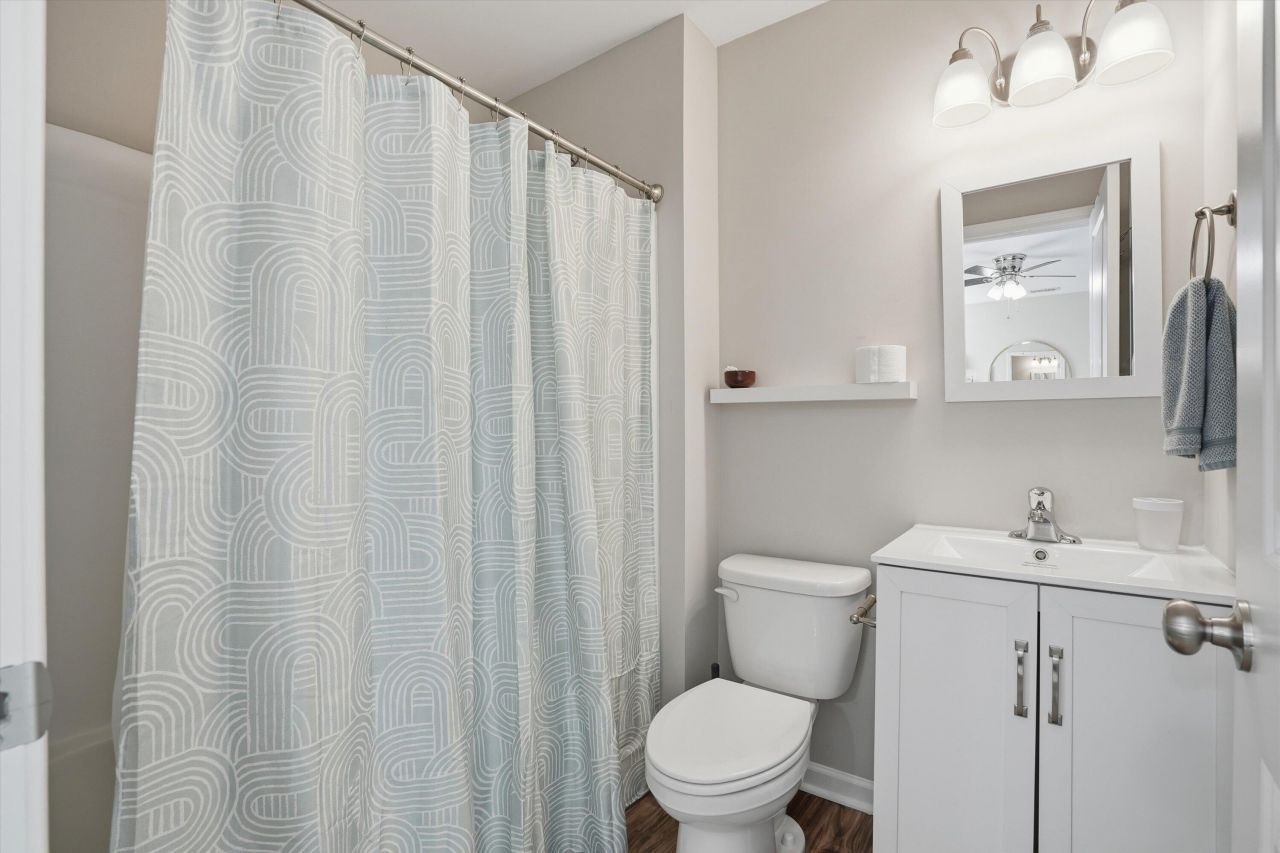 1438 Agatha Street Photo 22