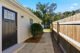 1438 Agatha Street photo 4