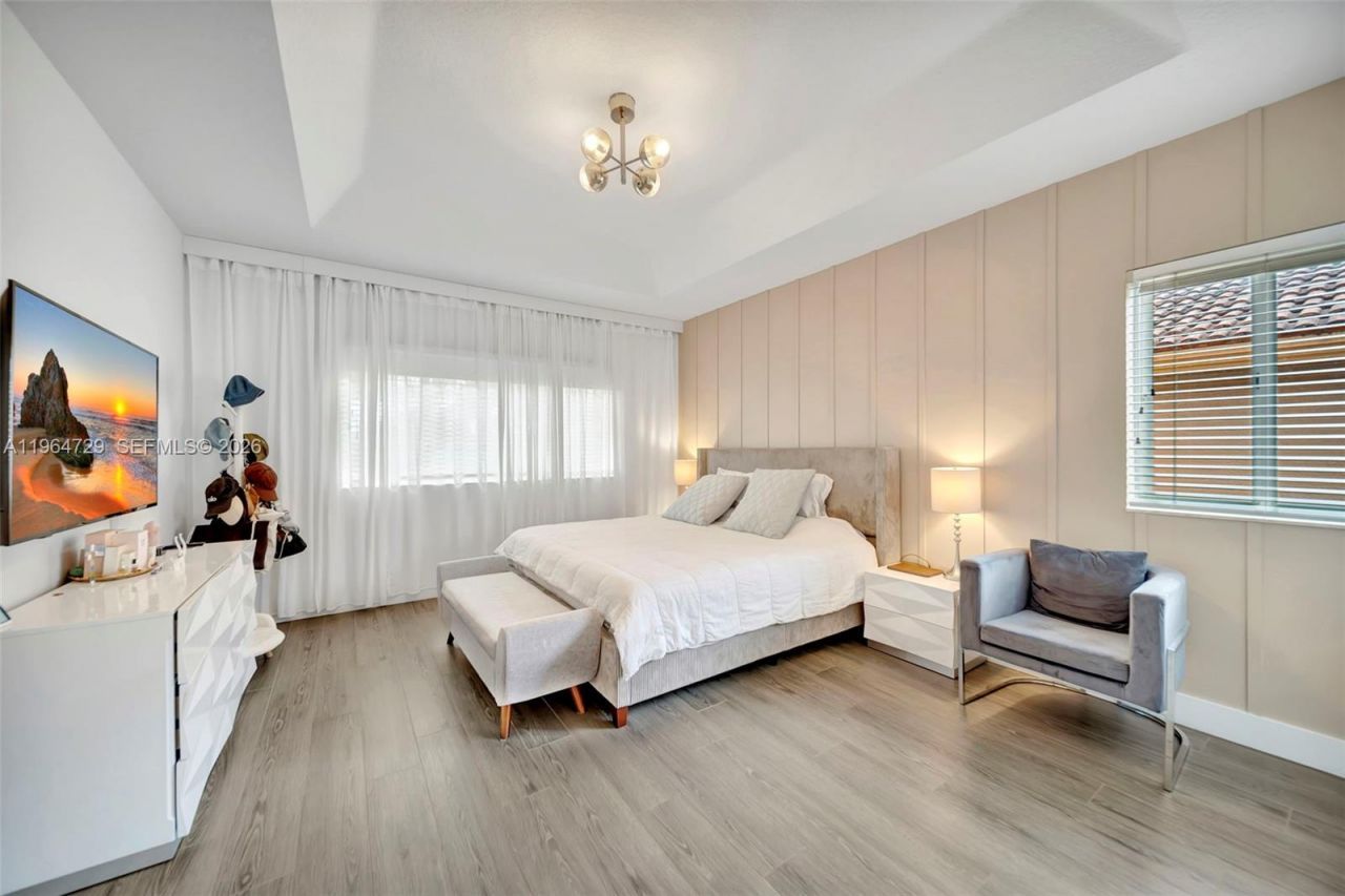 10880 NW 58th Ter, Doral, FL 33178 Photo