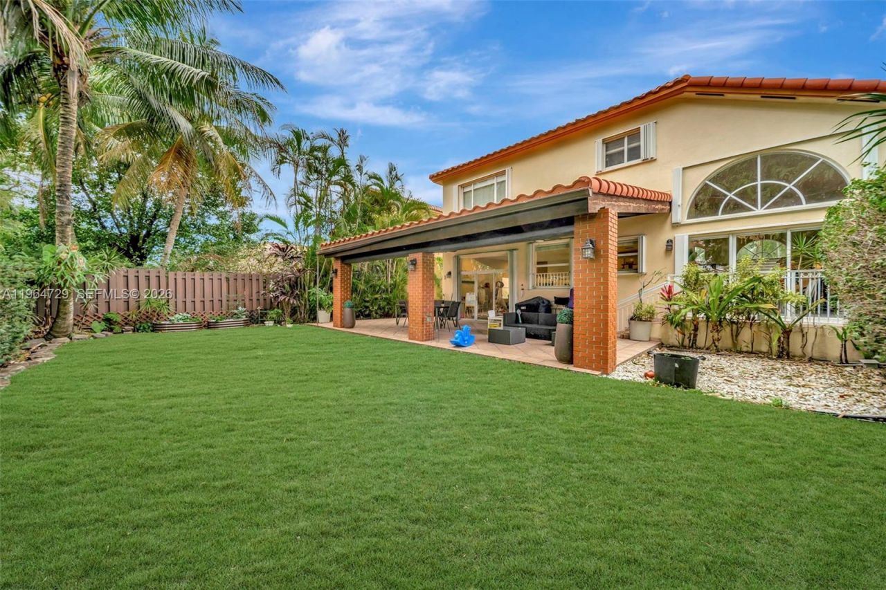 10880 NW 58th Ter, Doral, FL 33178 Photo