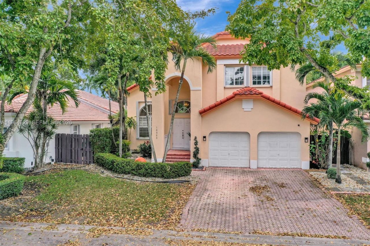 10880 NW 58th Ter, Doral, FL 33178 Photo