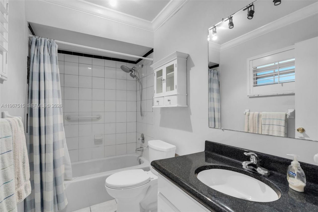 2500 NE 9th St , Unit 312, Fort Lauderdale, FL 33304 Photo