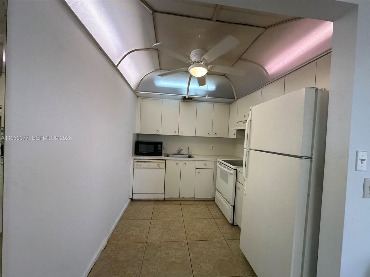 13255 SW 9th Ct , Unit 402G, Pembroke Pines, FL 33027 Photo