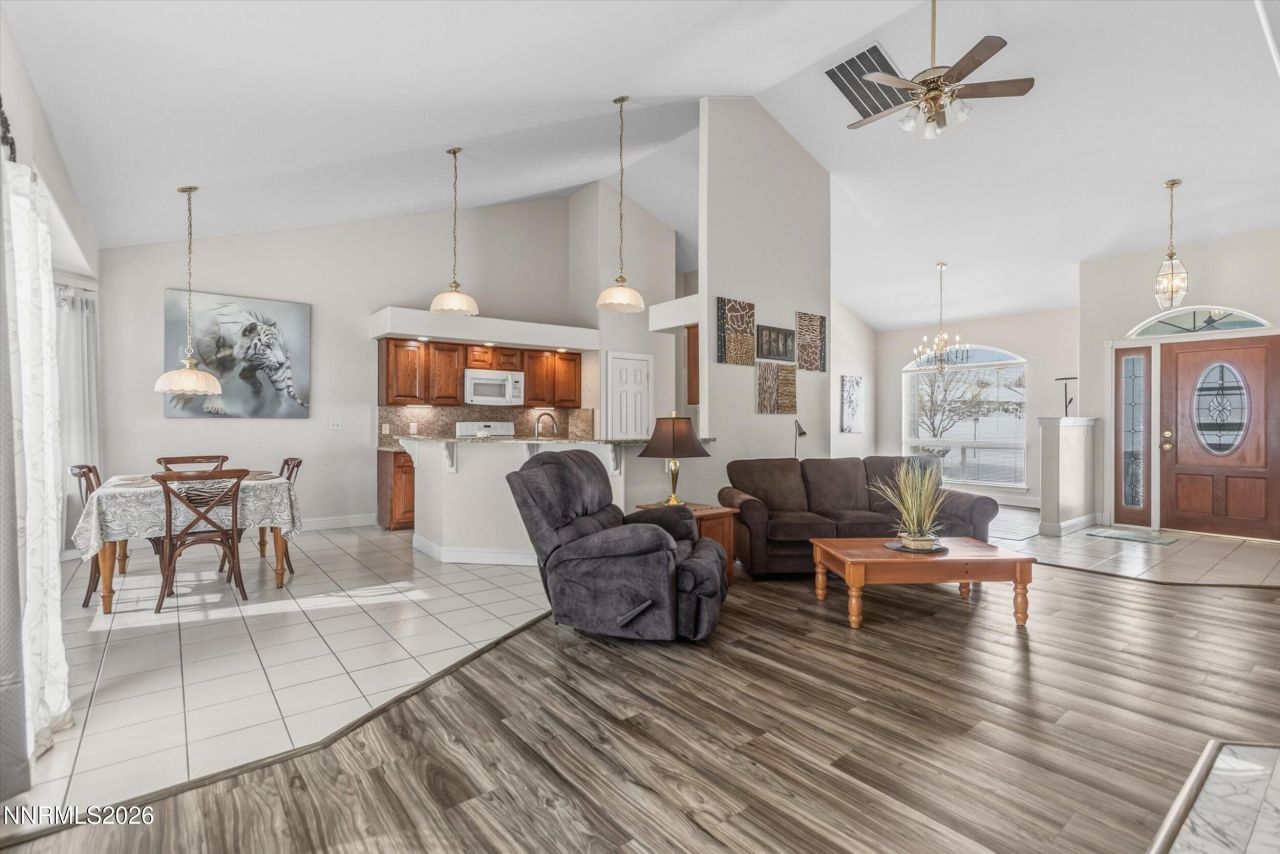 2183 W Homann Way, Carson City, NV 89703 Photo