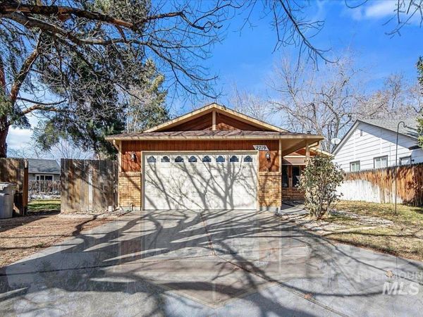 2719 N Aster Ave, Boise, ID 83704