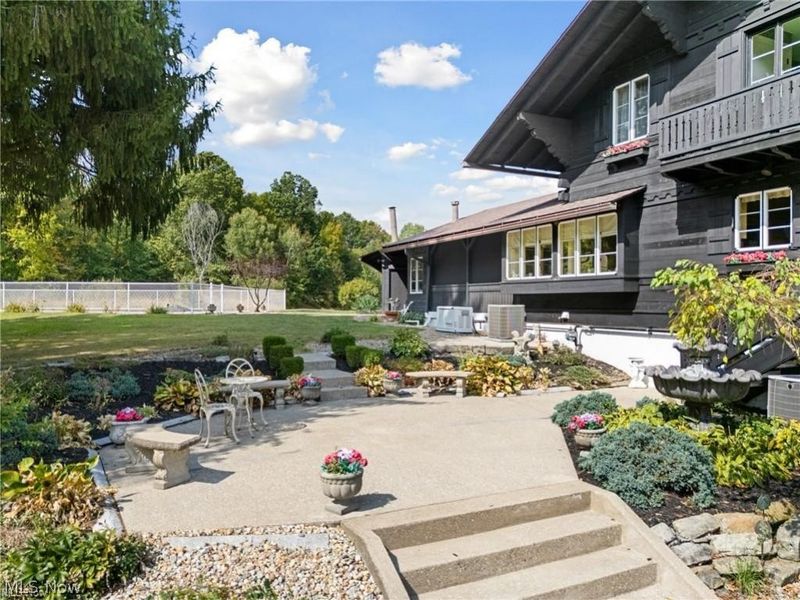 550 Warner Road SE, Vienna, OH 44403 Photo 4