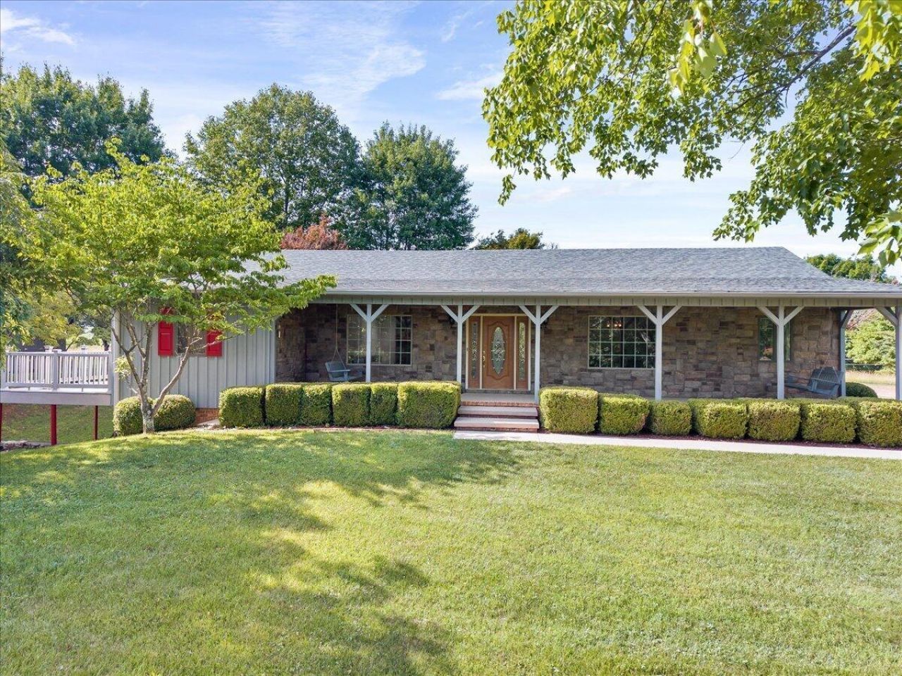 283 Orchard Lake Dr, Daleville, VA 24083 Main Photo