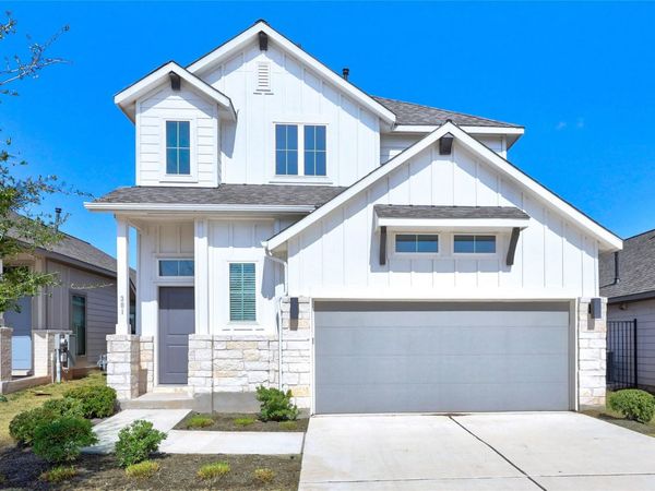 301 Banyon DR, Liberty Hill, TX 78642