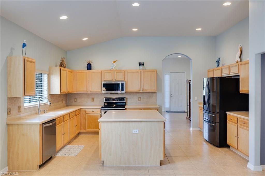 3259 Aralia Ct, Alva, FL 33920 Photo