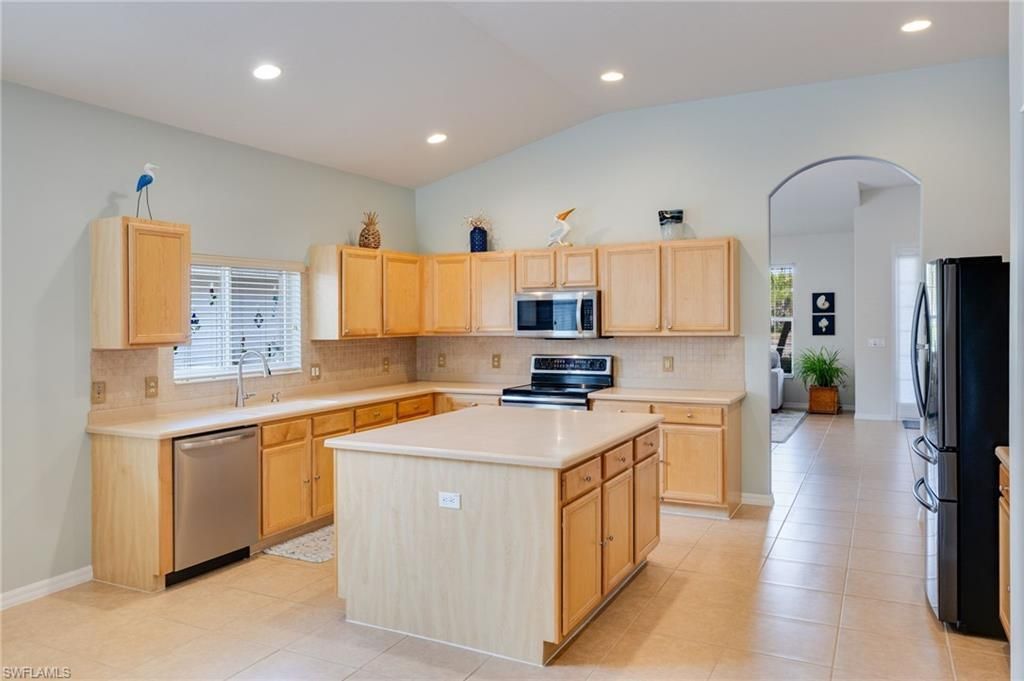 3259 Aralia Ct, Alva, FL 33920 Photo