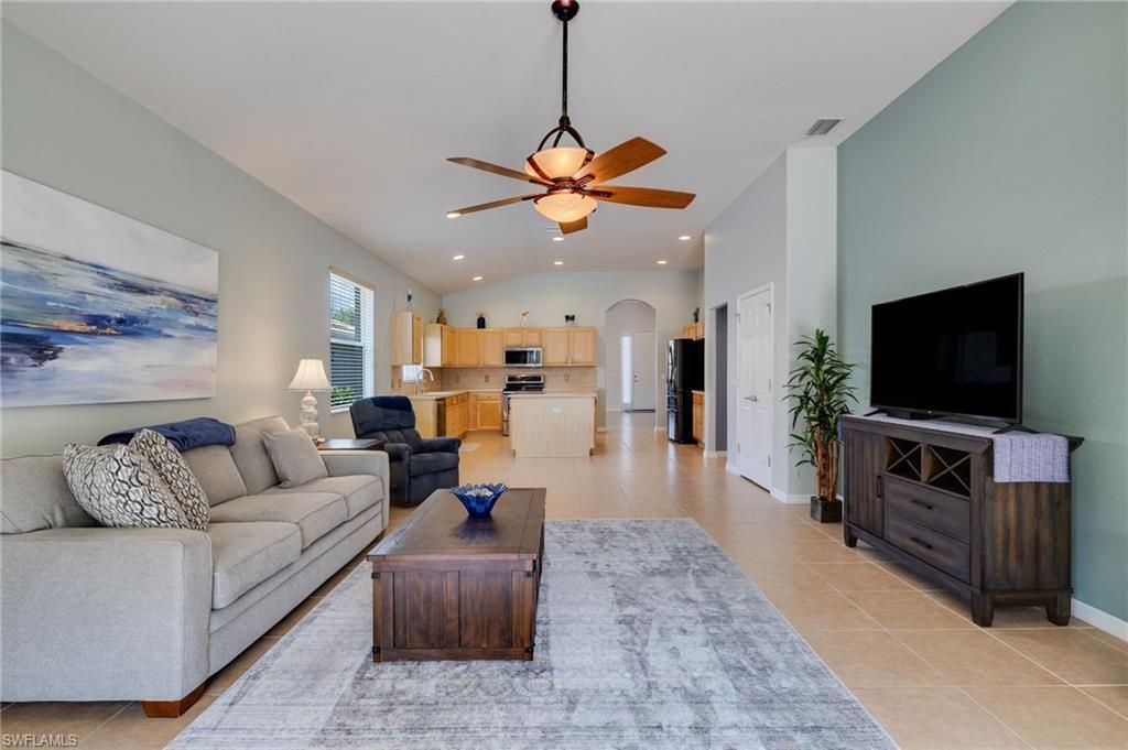 3259 Aralia Ct, Alva, FL 33920 Photo