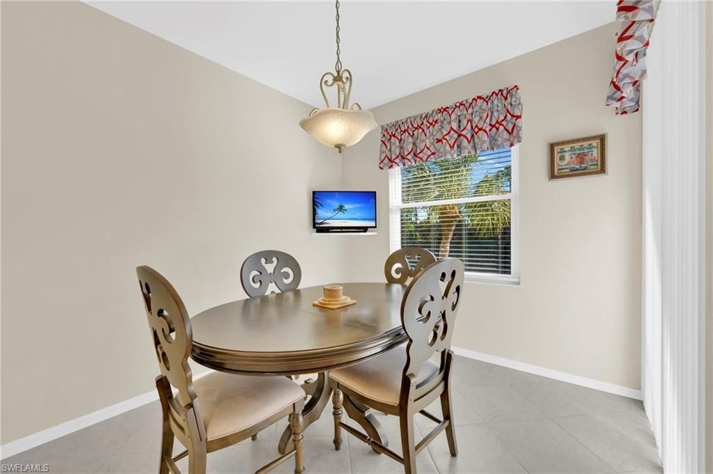 14080 Eagle Ridge Lakes Dr, Unit 201, Fort Myers, FL 33912 Photo