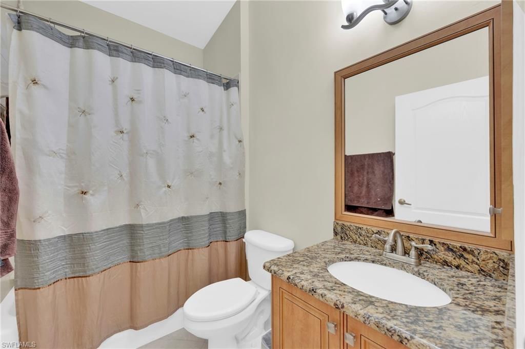 14080 Eagle Ridge Lakes Dr, Unit 201, Fort Myers, FL 33912 Photo