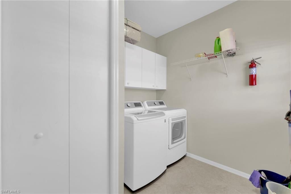 14080 Eagle Ridge Lakes Dr, Unit 201, Fort Myers, FL 33912 Photo